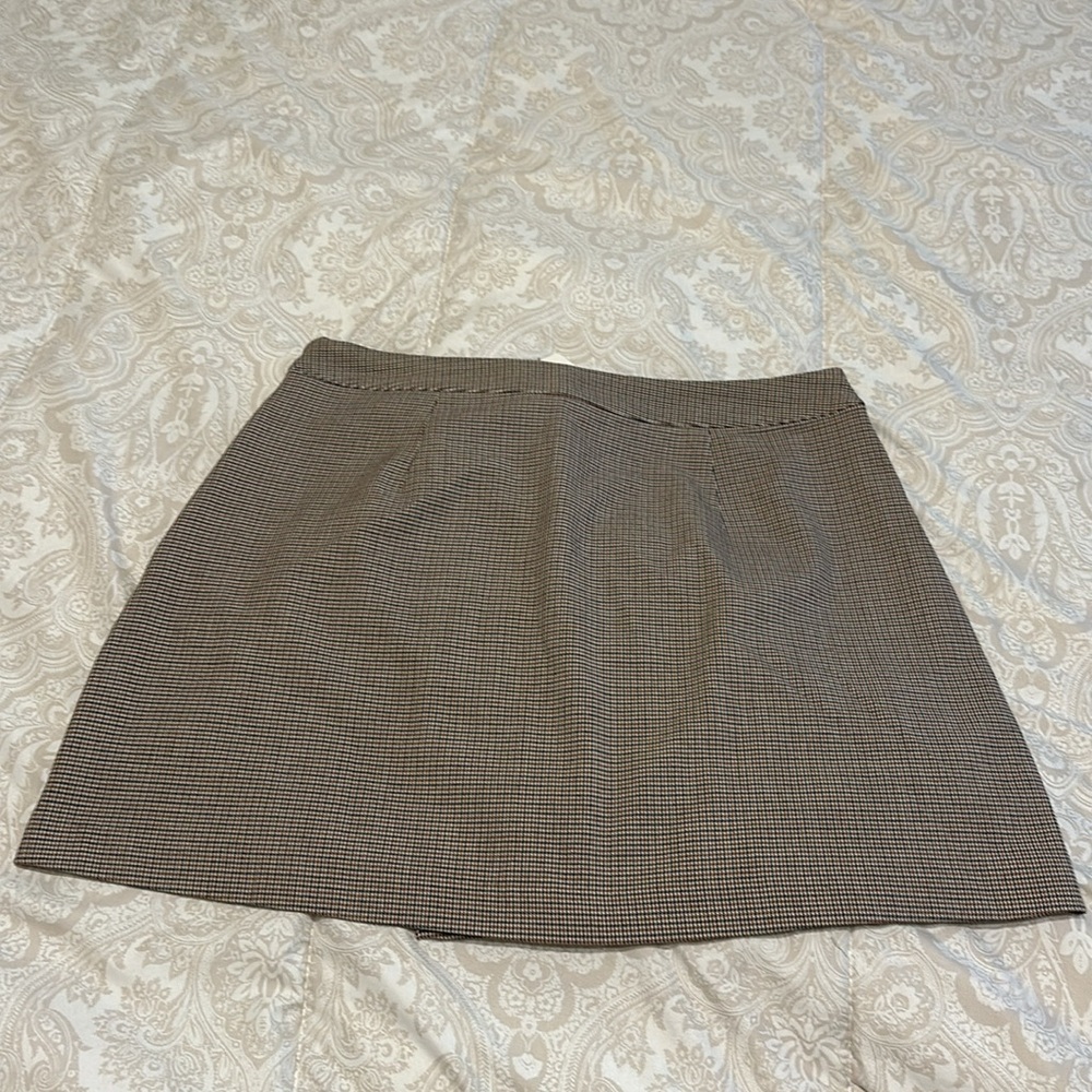 Plaid Skirt NWT - Picture 4 of 7